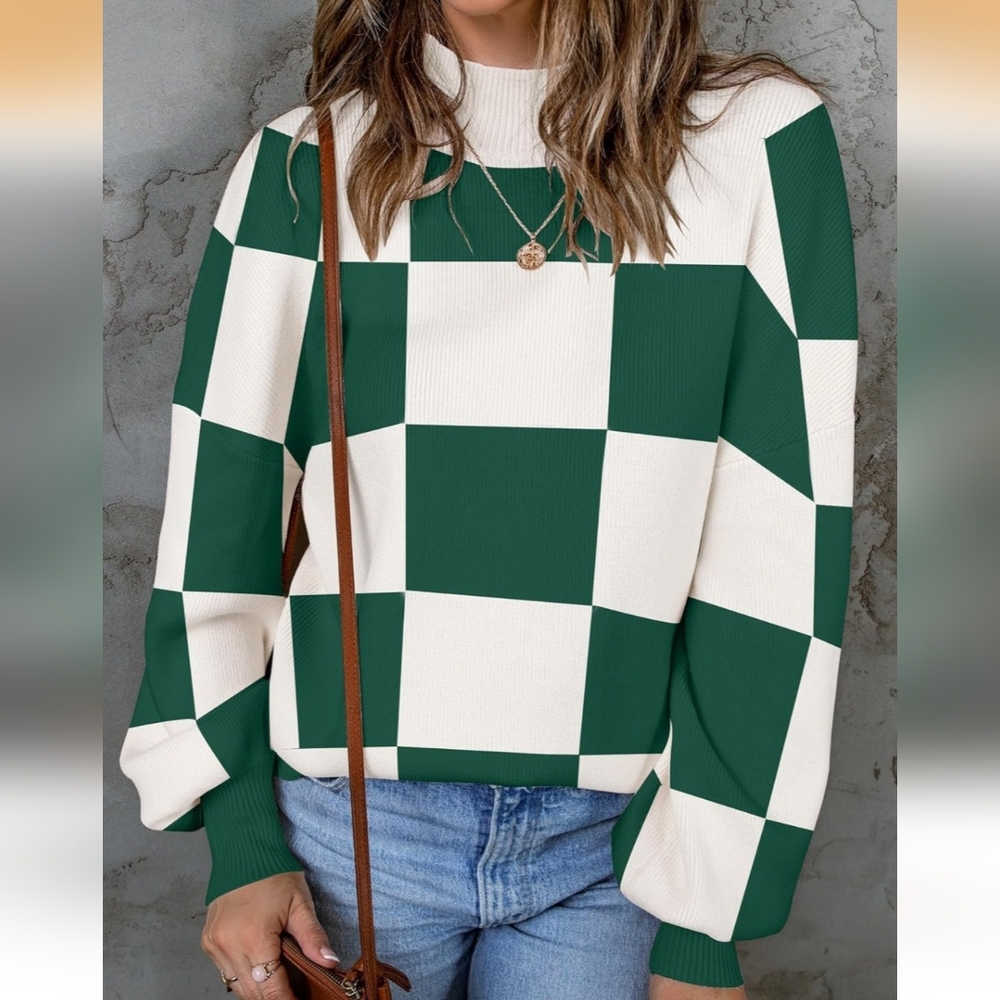 Zesica Green and White Checkered Sweater